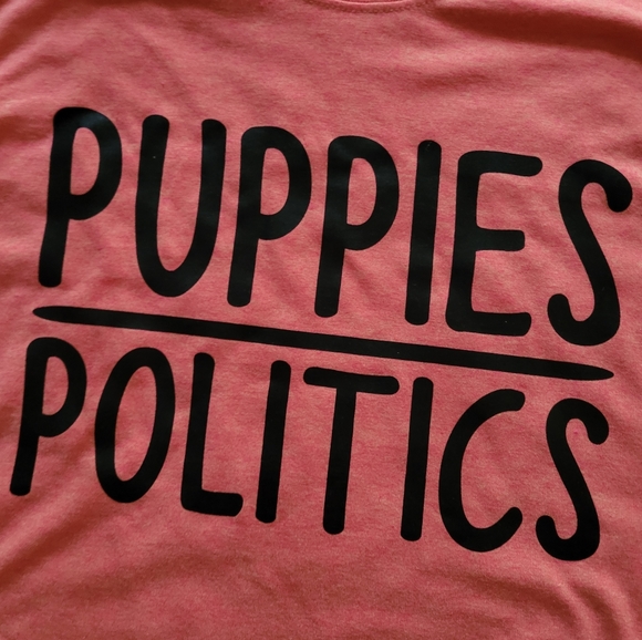 Puppies Lover Tshirt - Small Unisex - Picture 2 of 4